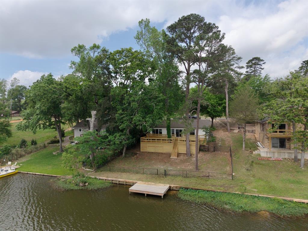 1221 Chateau Lane Property Photo 1