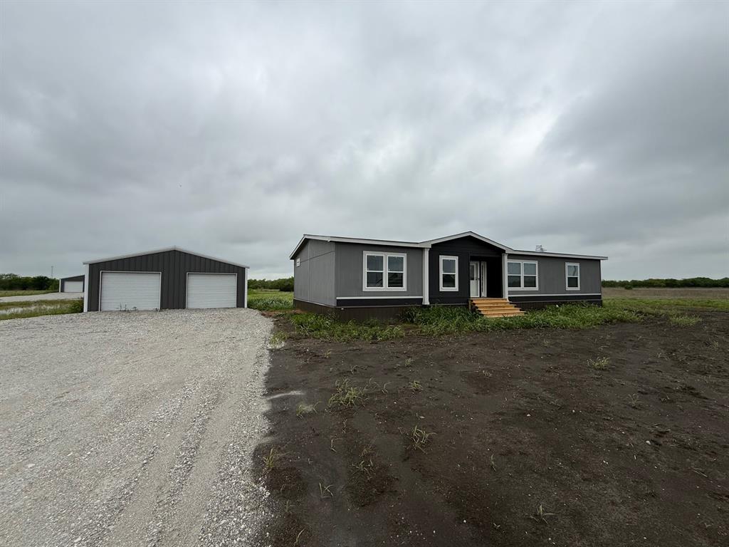 5945 County Road 1017