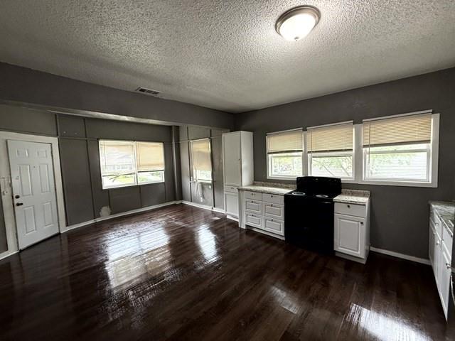 2115 Hurley Avenue Property Photo 16