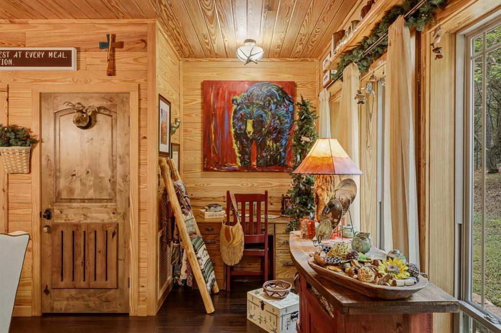 1070 Fm 2137 Property Photo 17