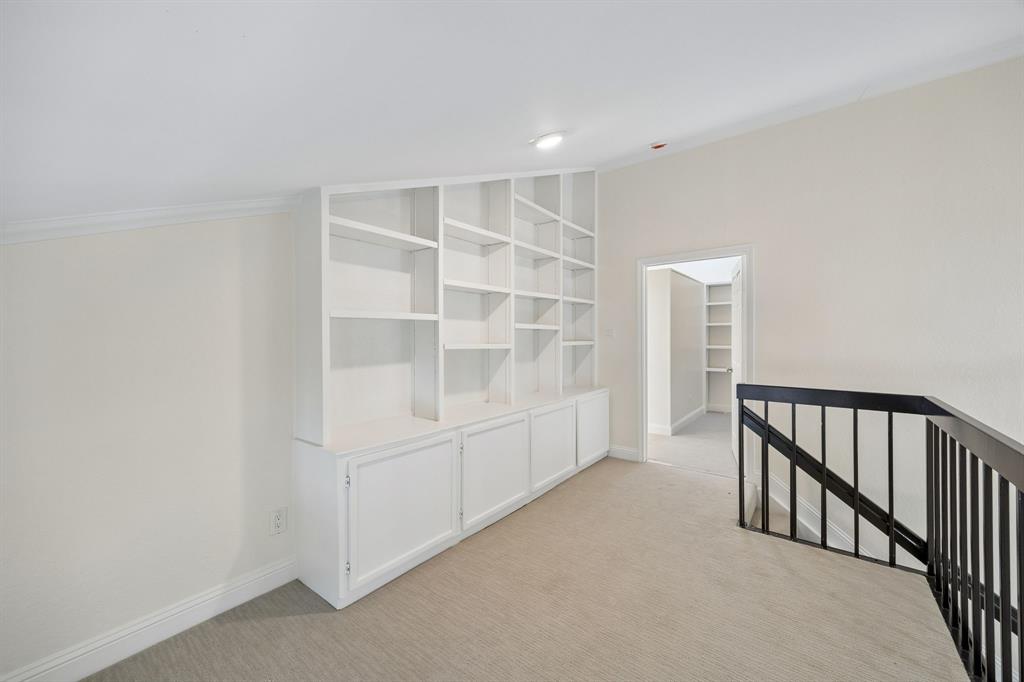 18040 Midway Road 218 Property Photo 22