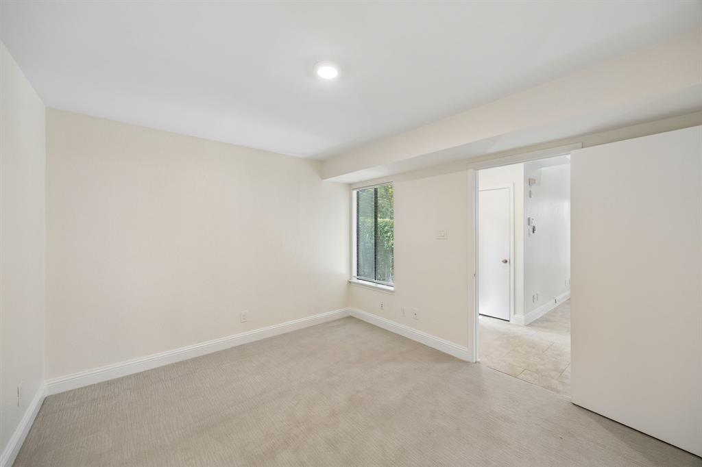 18040 Midway Road 218 Property Photo 23