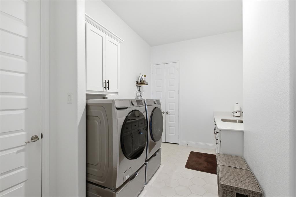 6008 Glenwood Drive Property Photo 24