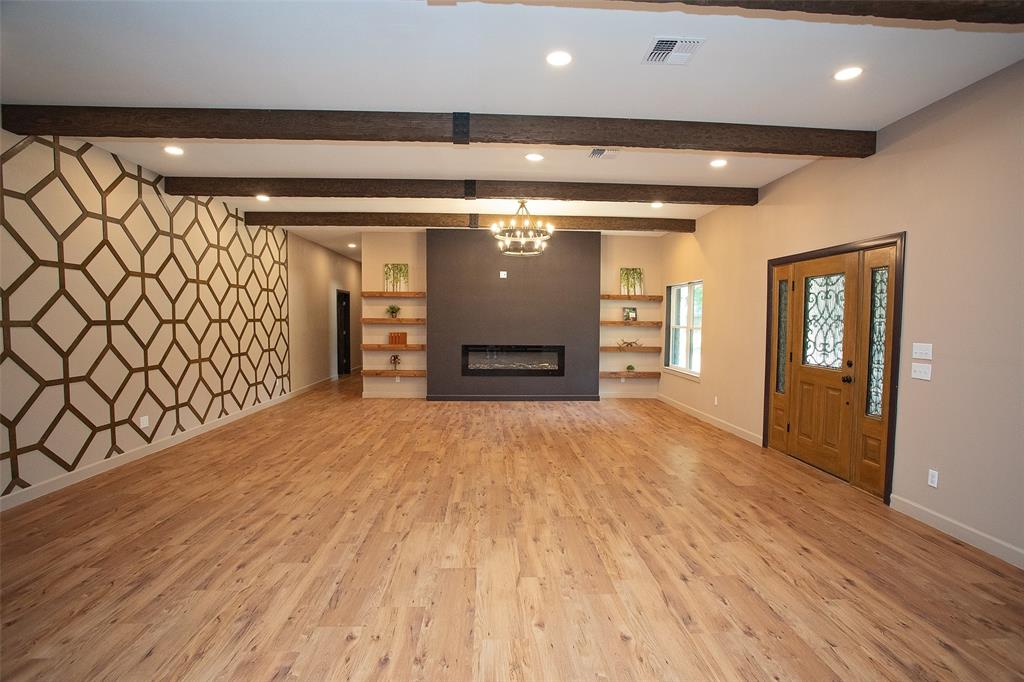 162 Eastledge Drive Property Photo 3