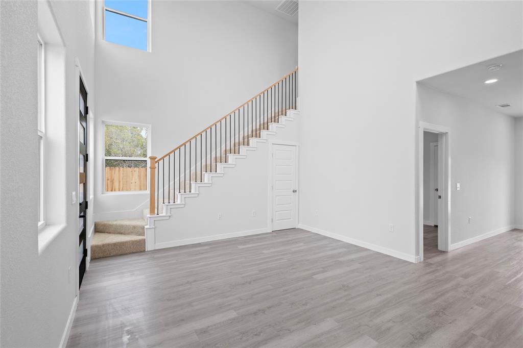 2222 Cedarwood Trail Property Photo 1