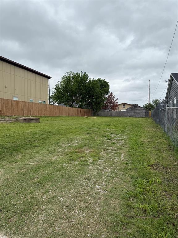 1423 Hendricks Avenue Property Photo 3