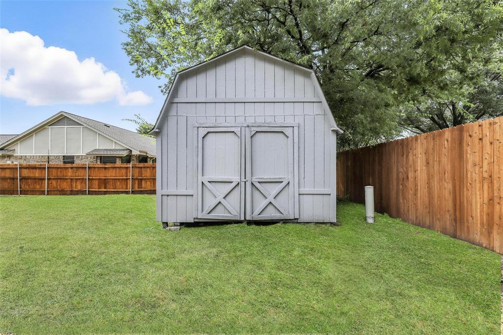 6916 Winchester Place Property Photo 37