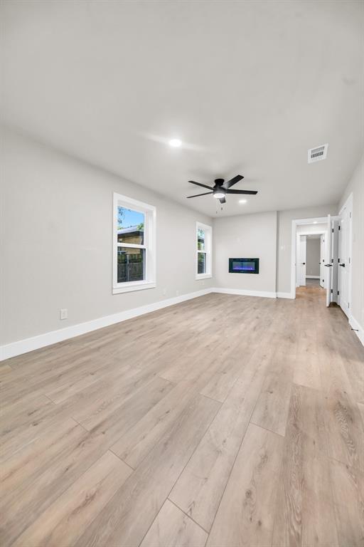 831 Glen Arbor Drive Property Photo 18