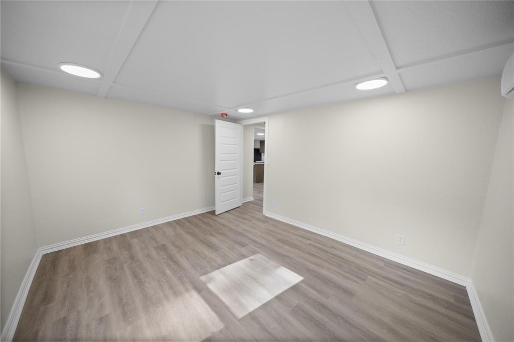 823 Clark Street Property Photo 10