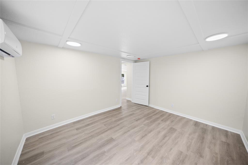 823 Clark Street Property Photo 11