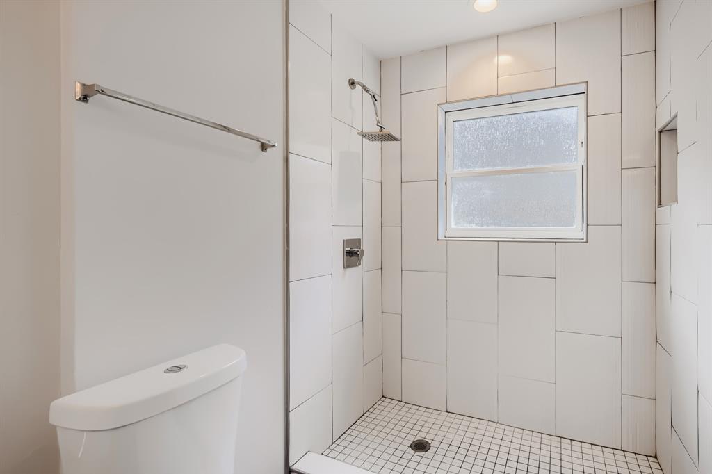 3217 Friar Lane Property Photo 18