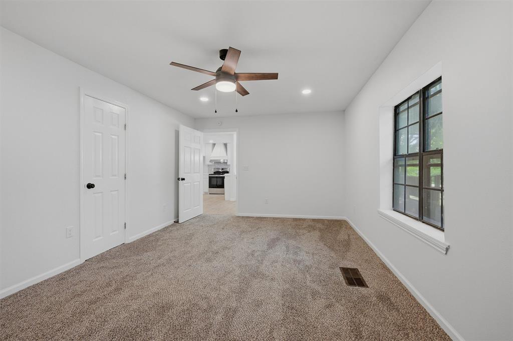 763 Cedar Oak Drive Property Photo 15