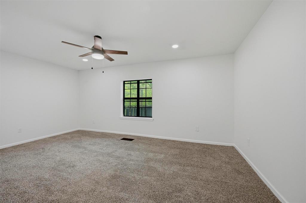 763 Cedar Oak Drive Property Photo 17