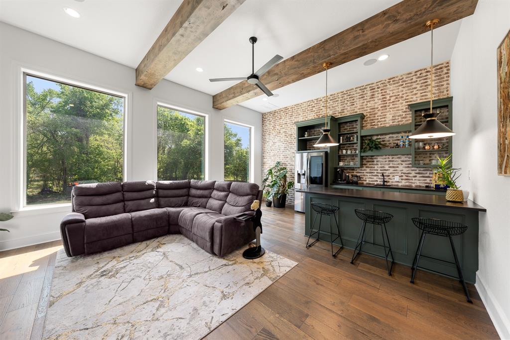 1351 River Road Property Photo 15