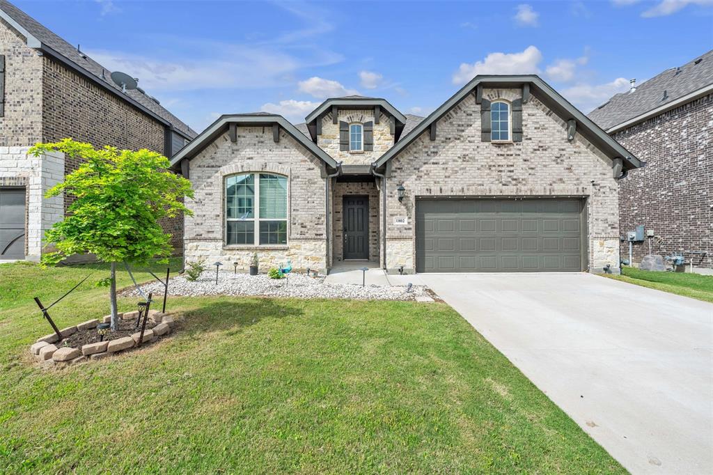 1802 Graham Way Property Photo 1