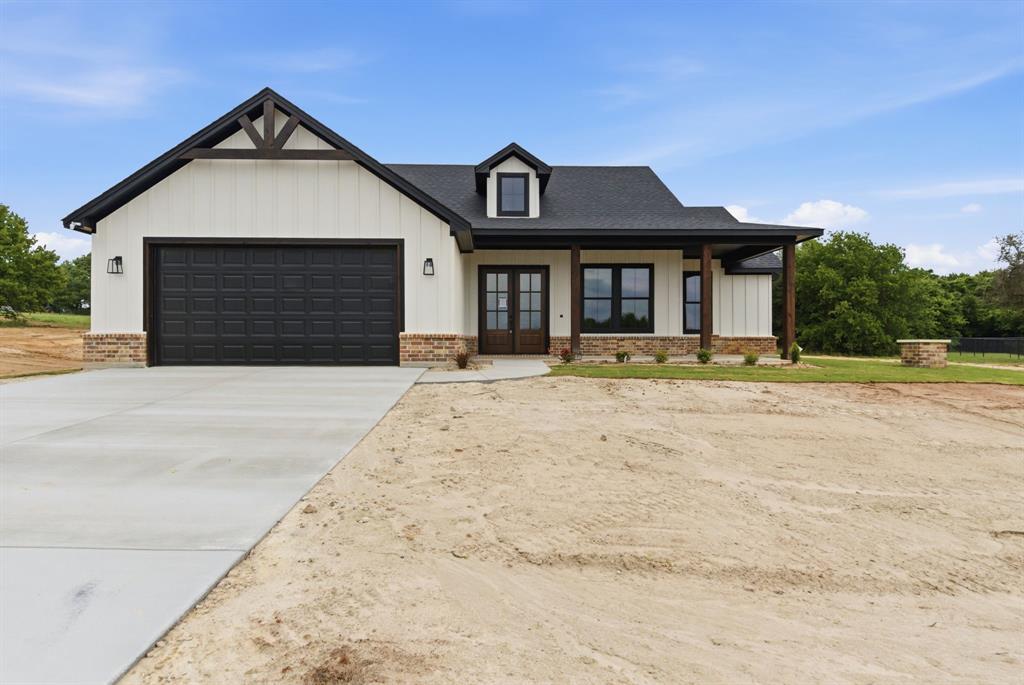 145 Graystone Property Photo 1