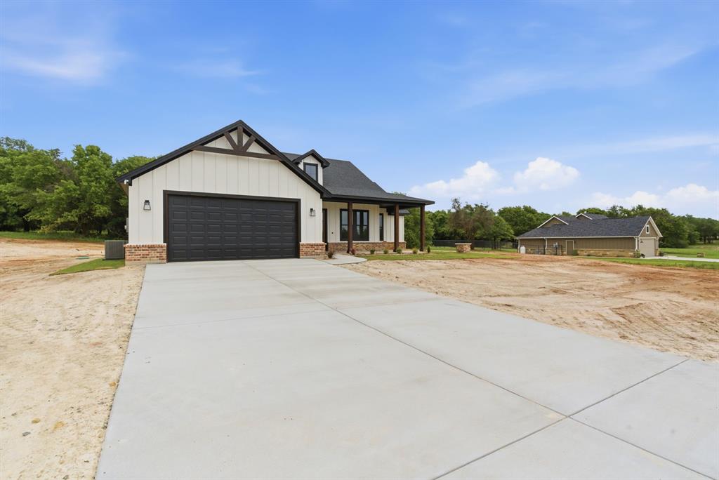 145 Graystone Property Photo 2