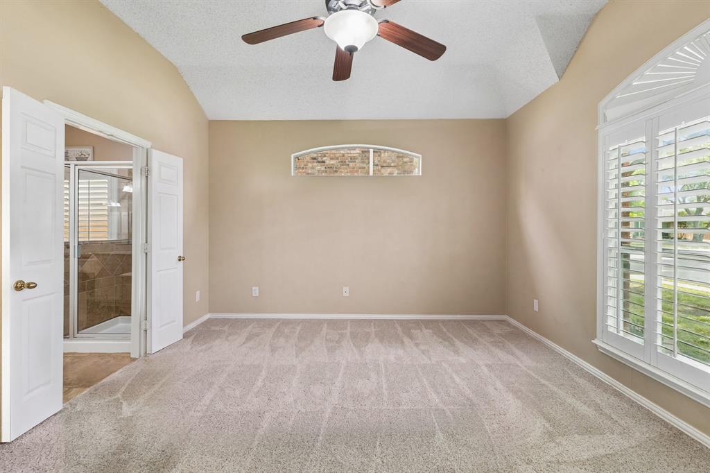 1105 Easton Lane Property Photo 18