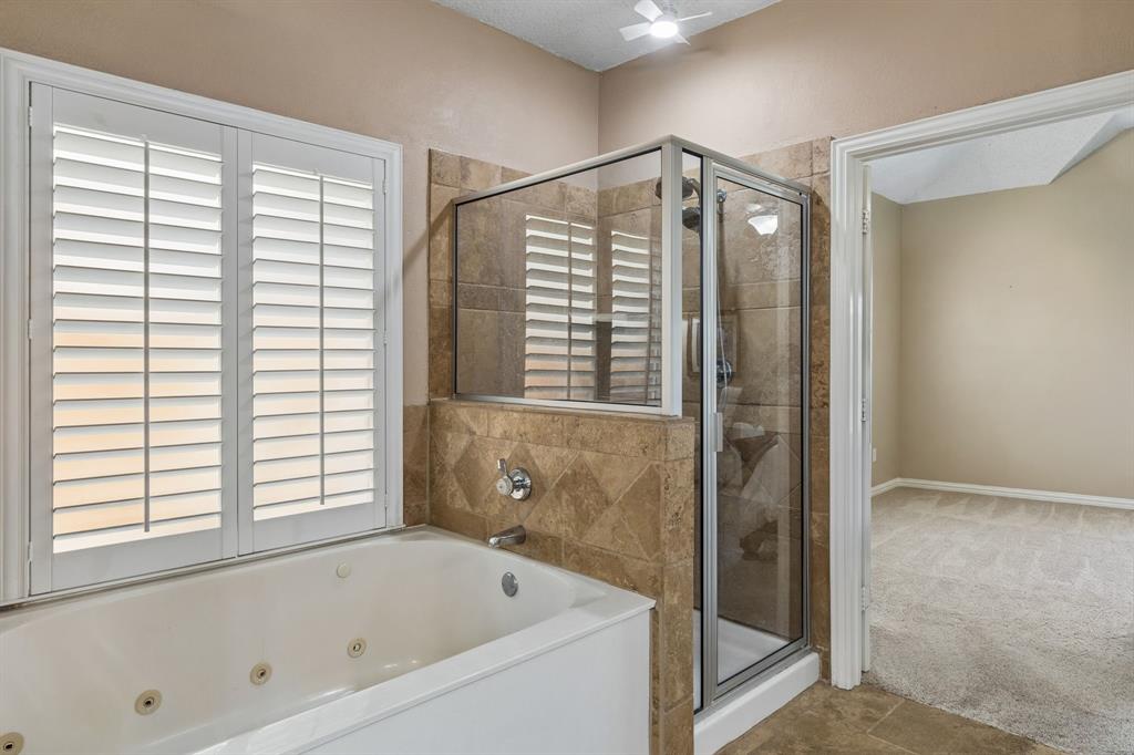 1105 Easton Lane Property Photo 23