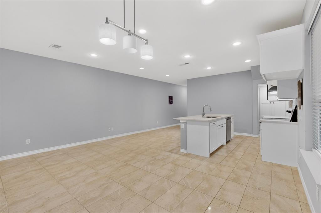 609 Fleming Street Property Photo 5