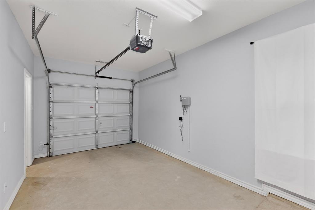 609 Fleming Street Property Photo 31