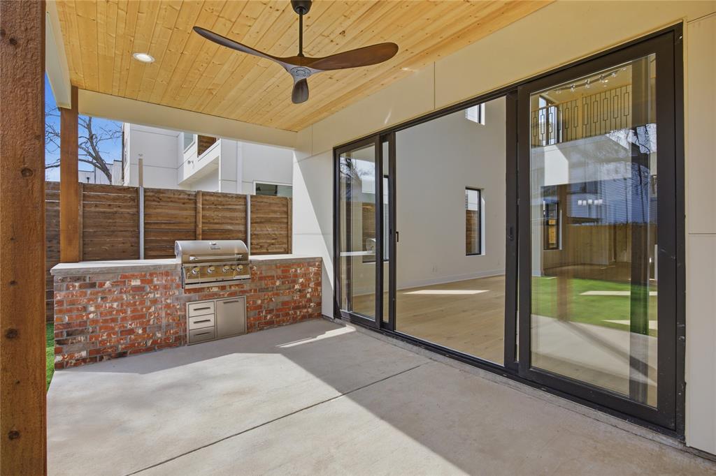 4220 Munger Avenue Property Photo 12