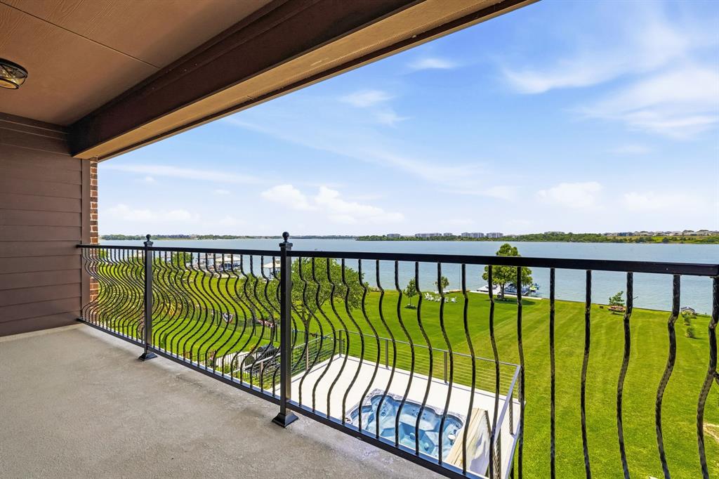 2313 Windjammer Way Property Photo 15