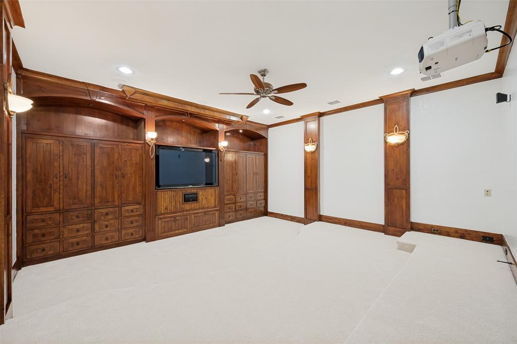 2626 Twelve Oaks Lane Property Photo 18