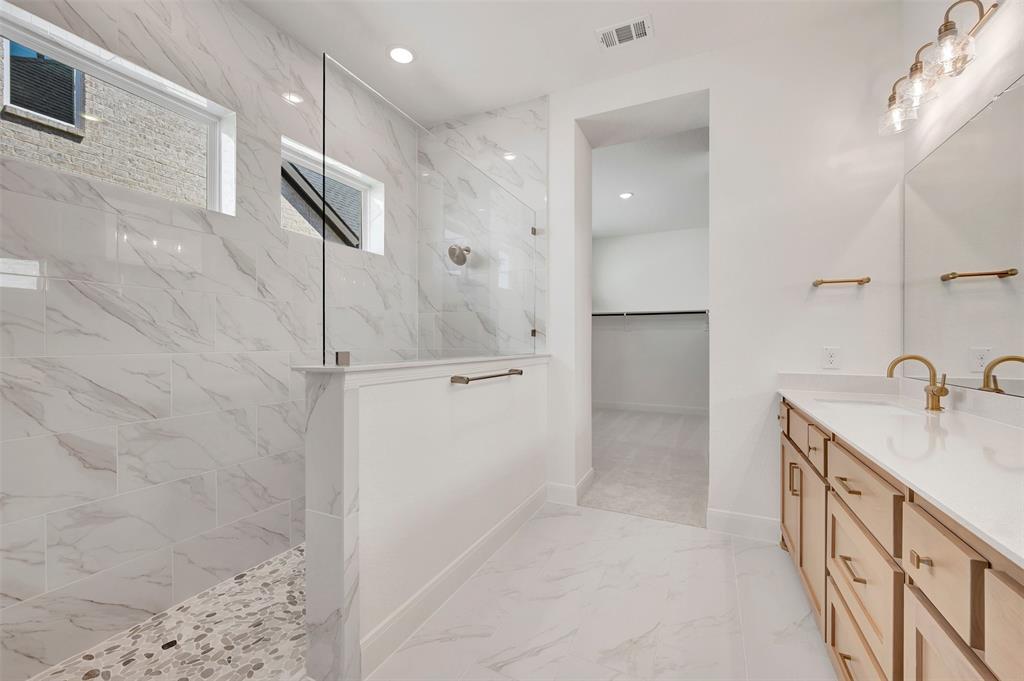 308 Taylor Way Property Photo 18
