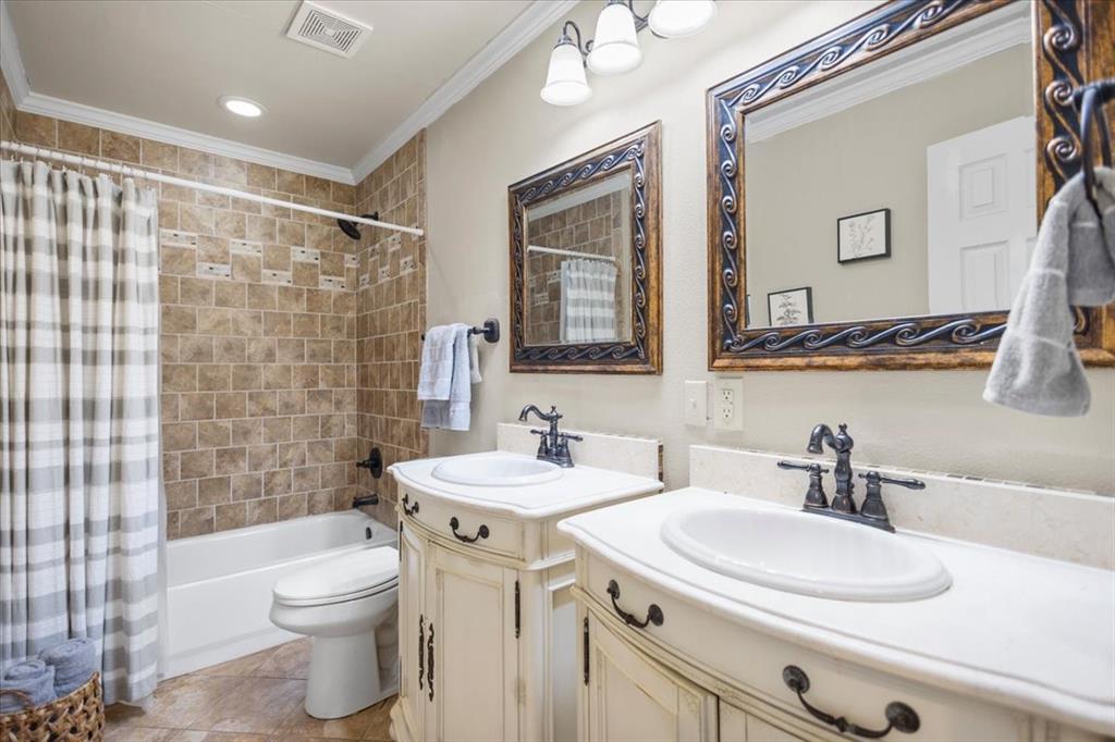 1327 Bridle Path Lane Property Photo 17