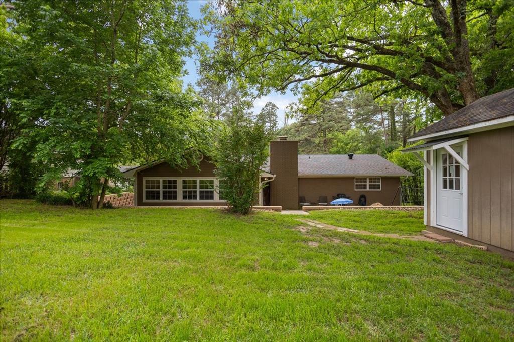1327 Bridle Path Lane Property Photo 37