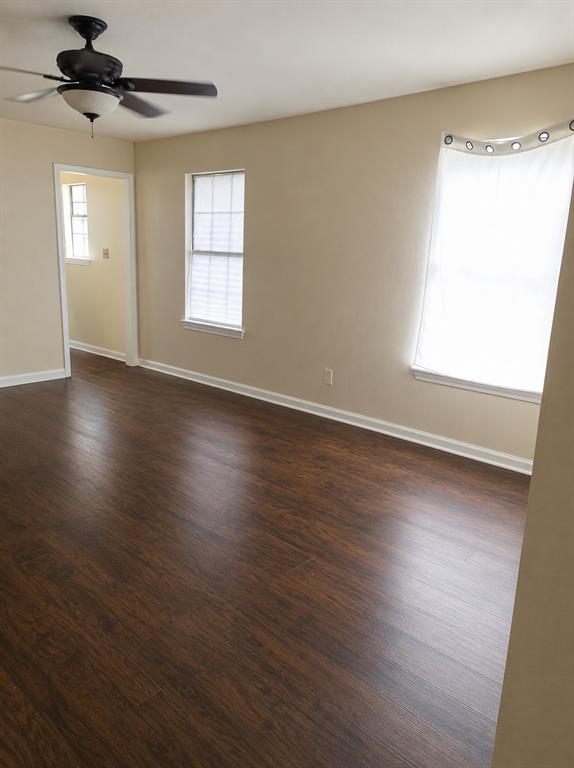 214 County Road 4870 Property Photo 5