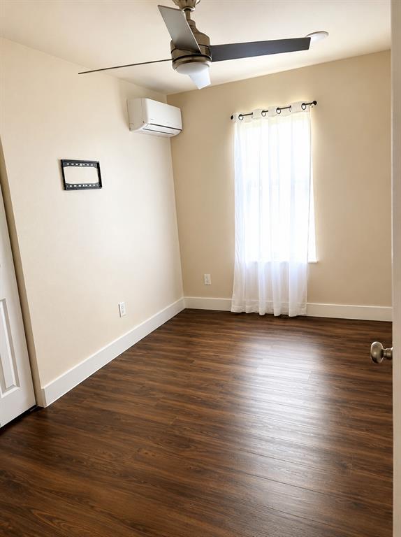 214 County Road 4870 Property Photo 22