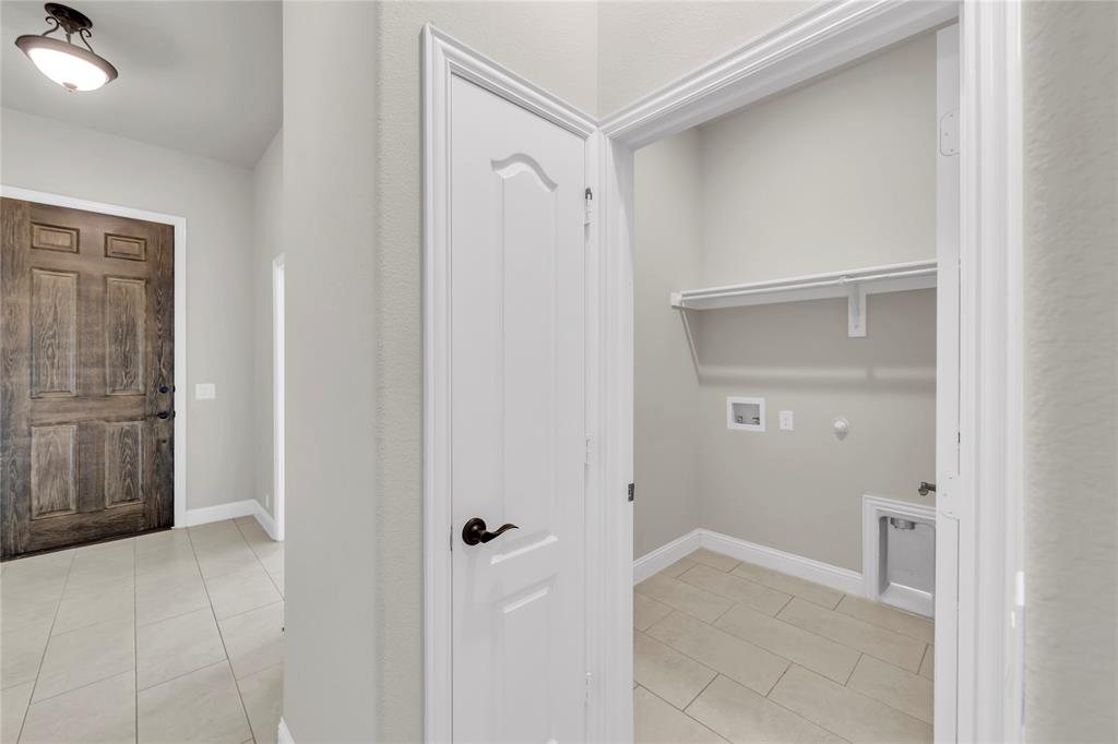 452 W Autumn Hill Bluff Property Photo 23