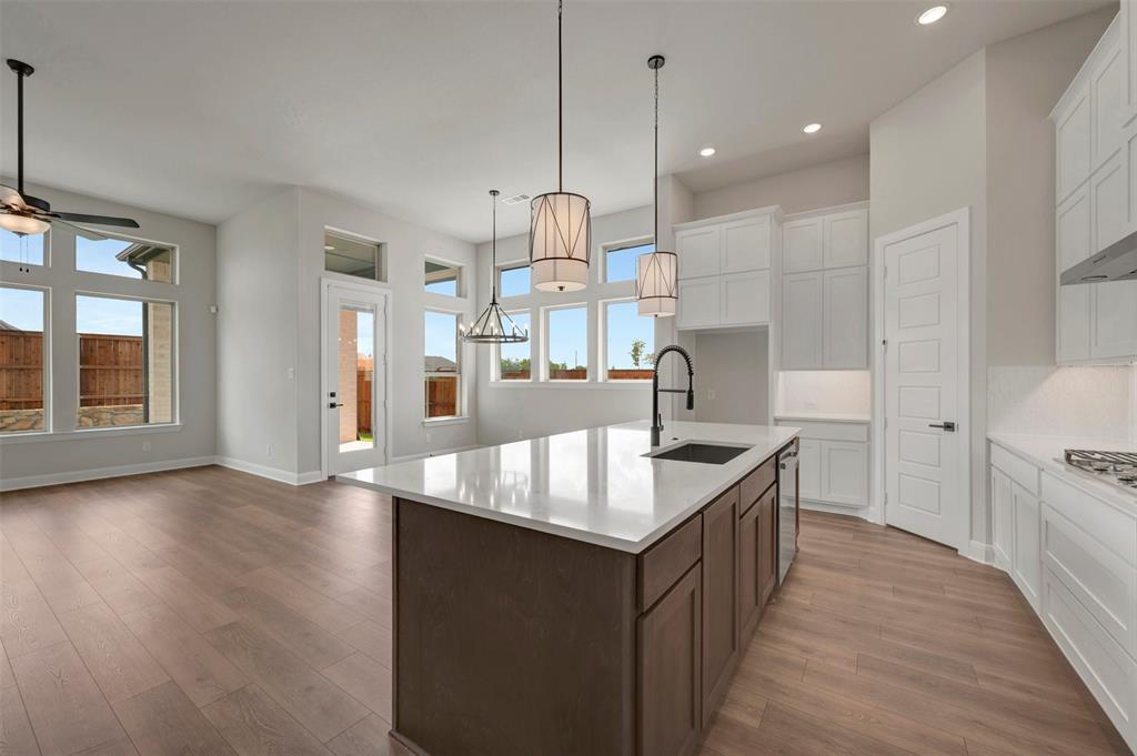 1804 Stanley Park Court Property Photo 6
