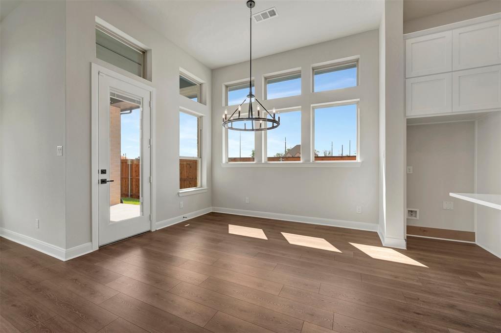 1804 Stanley Park Court Property Photo 12