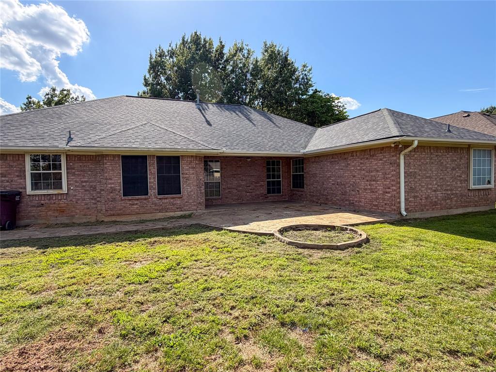 2204 N Village Drive Property Photo 37