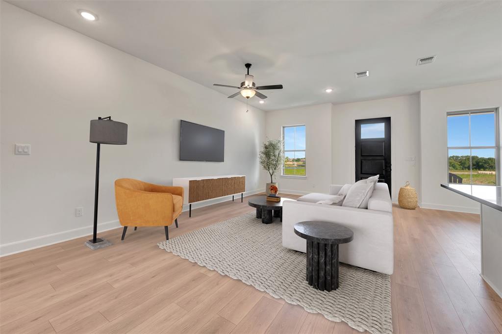 2864 Yampa Drive Property Photo 4