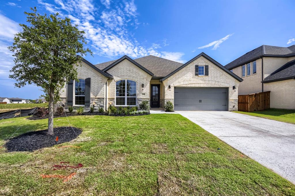 799 Mandrake Road Property Photo 1