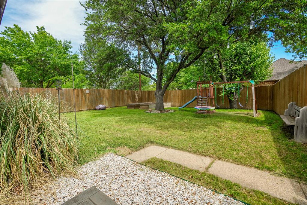 6320 Leasa Court Property Photo 13