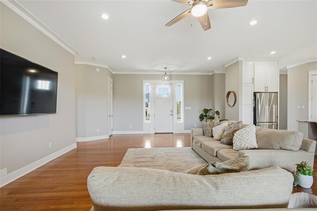 12701 Bella Strada Drive Property Photo 9