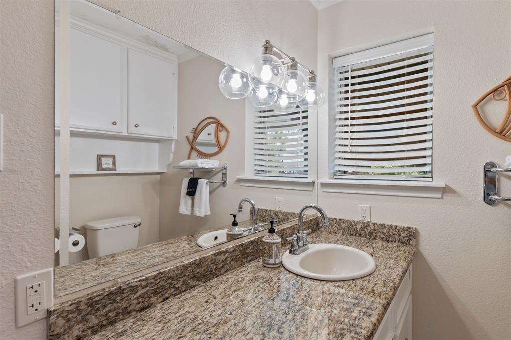 203 N Oak Acres Drive Property Photo 22