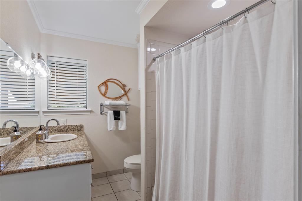 203 N Oak Acres Drive Property Photo 23