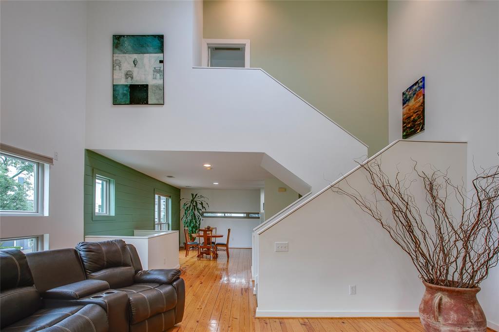 3801 San Jacinto E Property Photo 3
