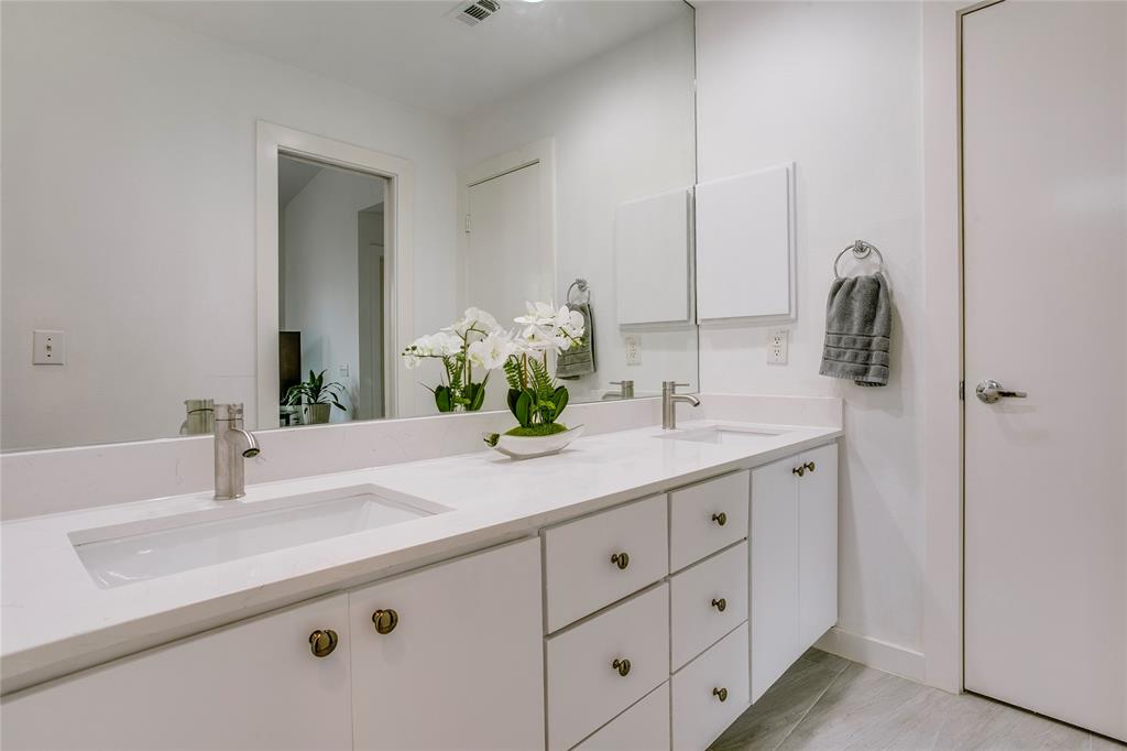 3801 San Jacinto E Property Photo 22