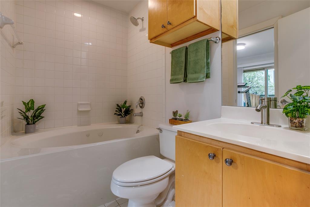3801 San Jacinto E Property Photo 25
