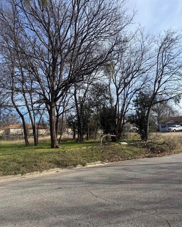 809 Dunn Circle Property Photo 3