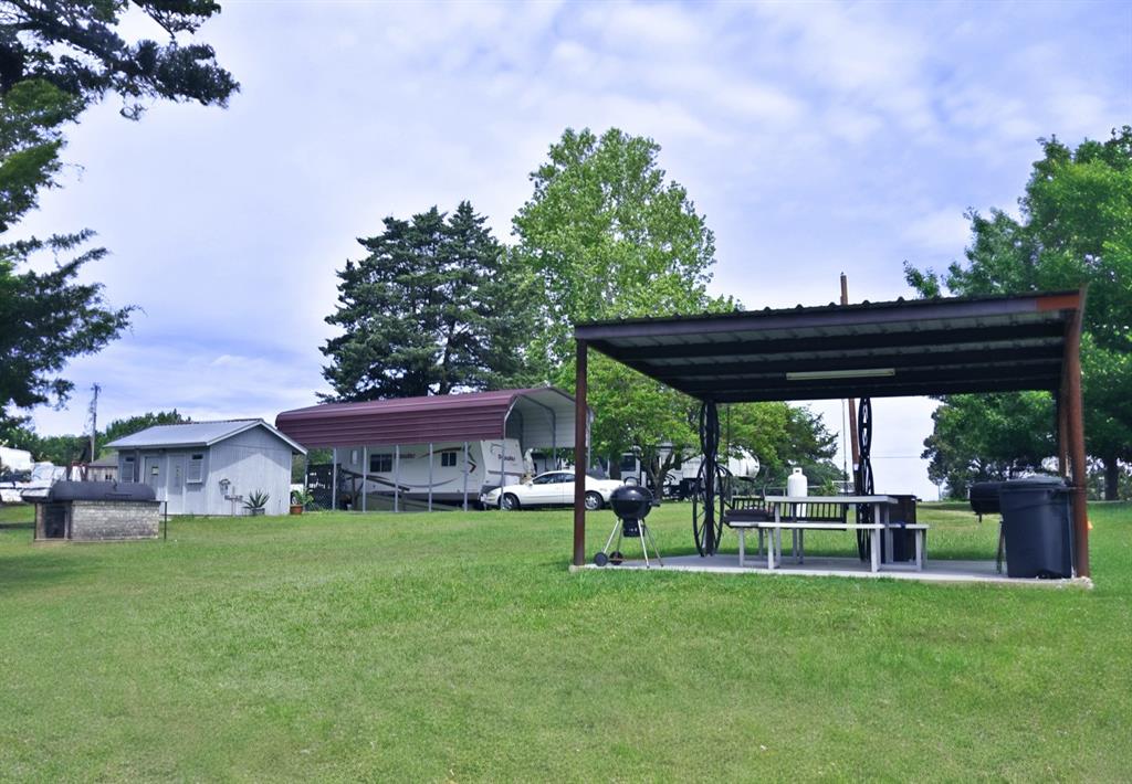 4413 Fm 16 Property Photo 16
