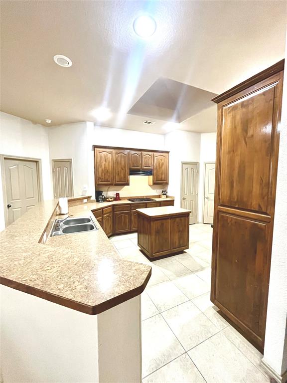 1113 Devonshire Drive Property Photo 3
