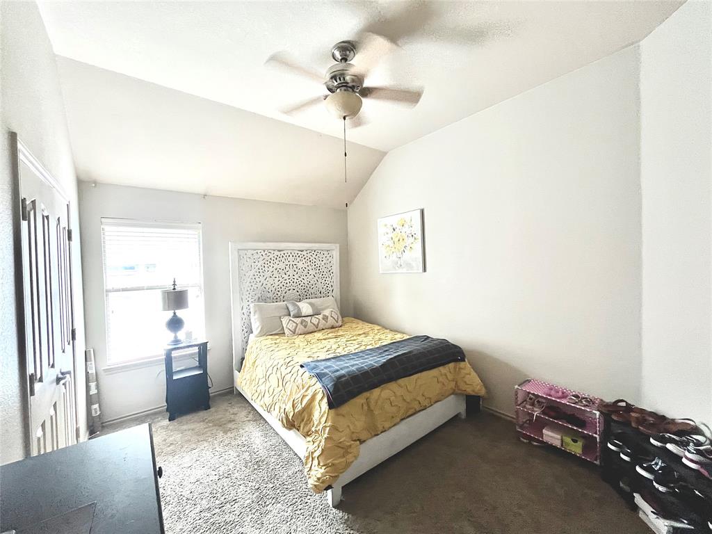 1113 Devonshire Drive Property Photo 11